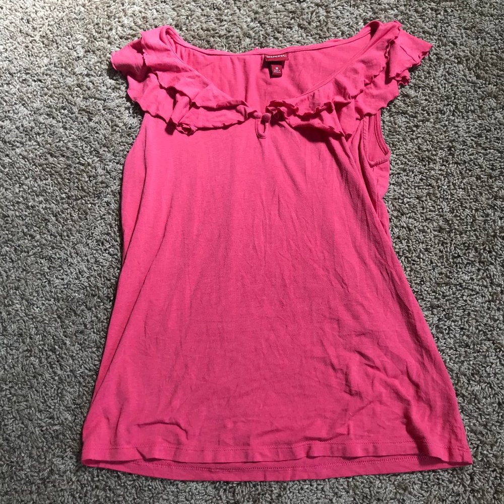 Merona ruffled sleeve shirt